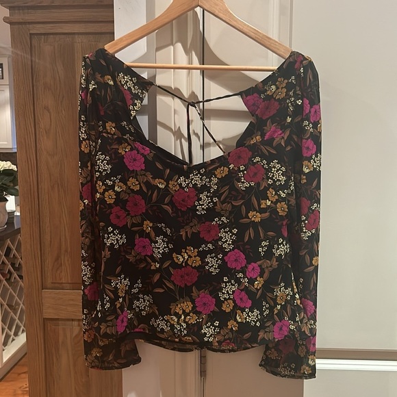 Nwot ASTR THE LABEL XL sweetheart floral blouse - Picture 6 of 9